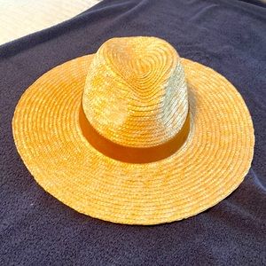 Womens beach hat